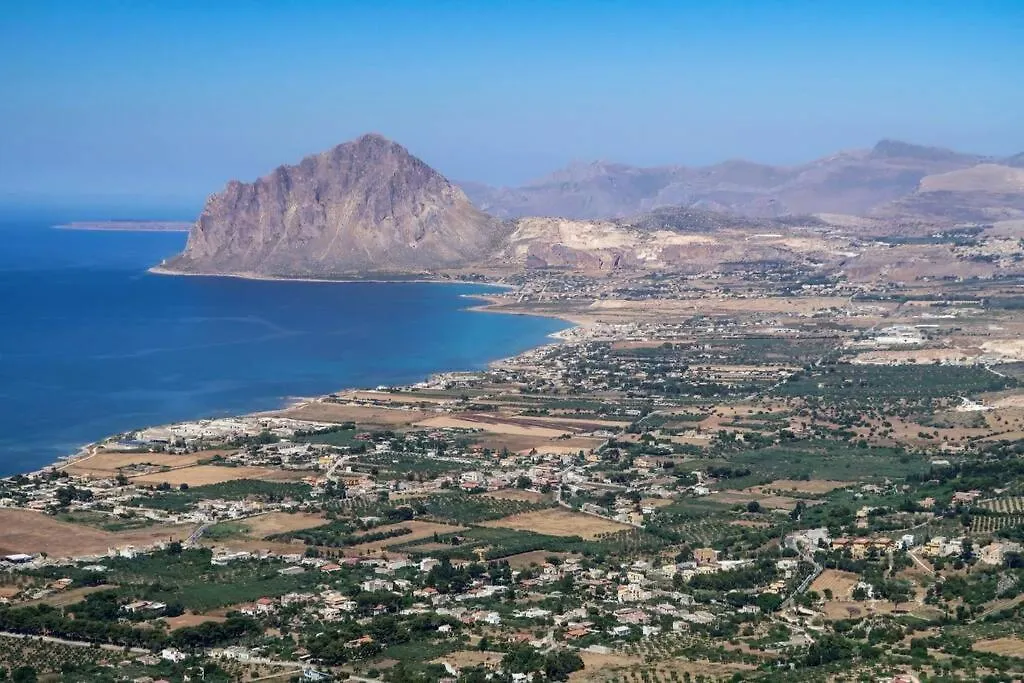 Da Nonna Tuzza Villa Marsala
